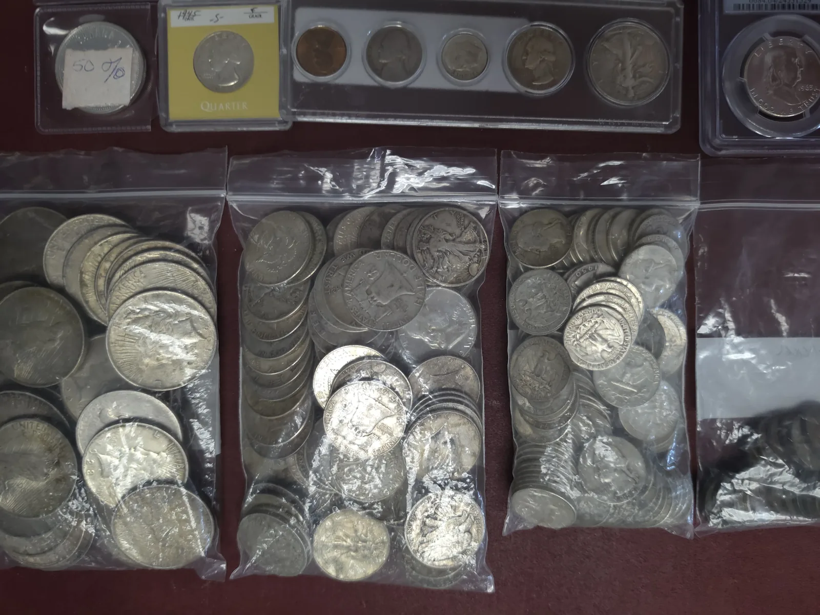 Gold coins and collectible currency